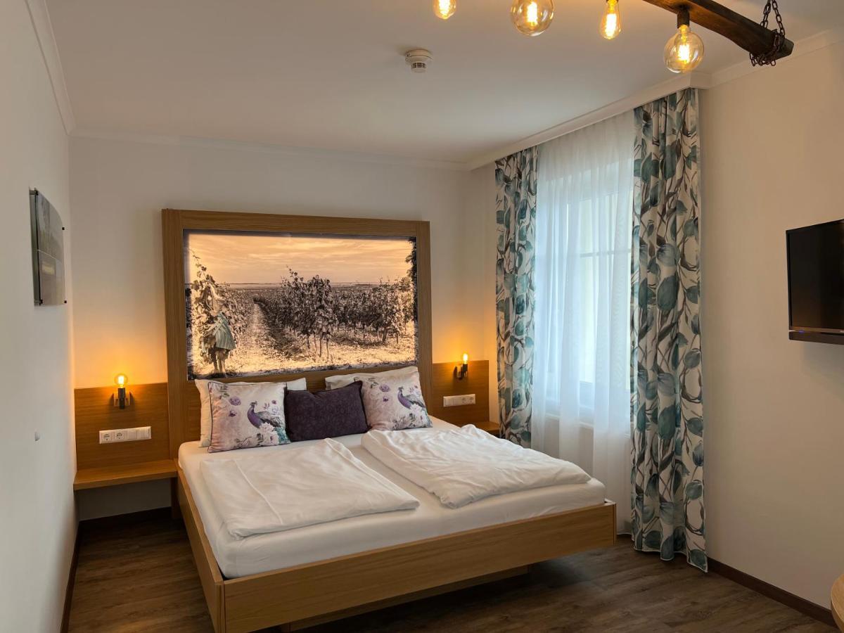 Haus Kranixfeld-Fischl Hotel Morbisch am See Bagian luar foto